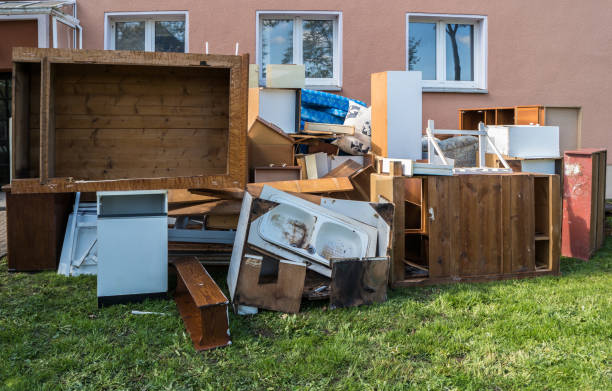 Best Attic Cleanout Services  in Oldsmar, FL